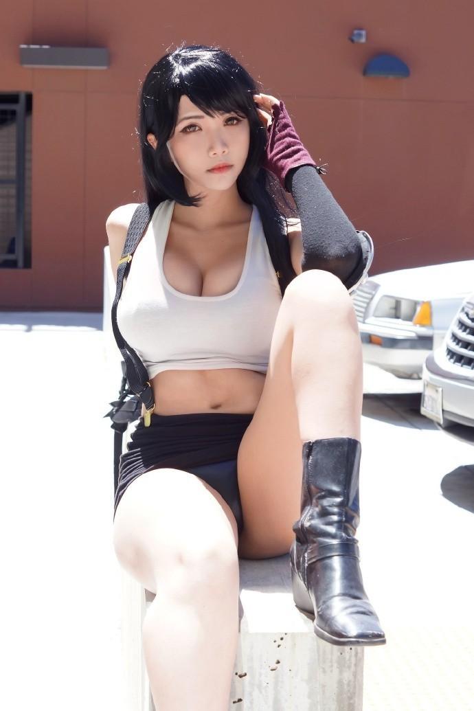 《最终幻想7》COSPLAY图(5) 第5页