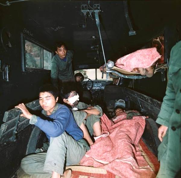 东德摄影师带你走入战争期间的越南北方(12) 第12页