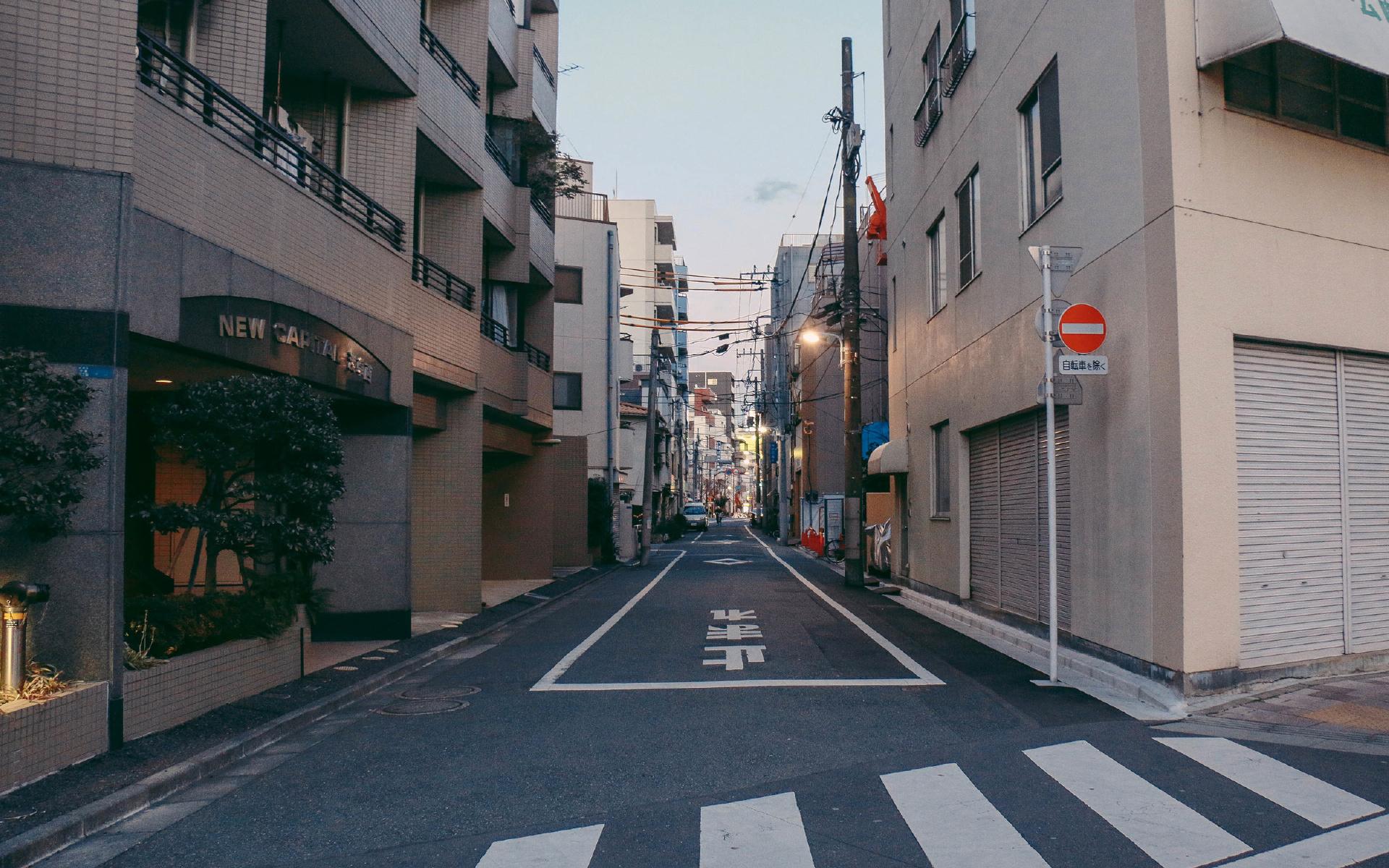 日本城市街道风景图片桌面壁纸 第1页