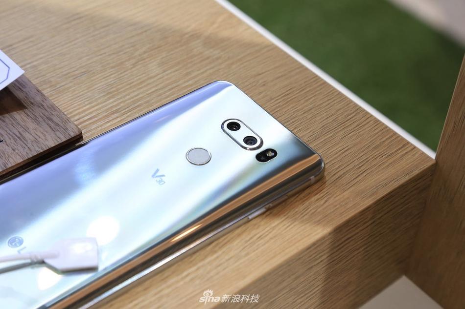 MWC2018点睛产品：LG V30s成LG最大赢家(3) 第3页