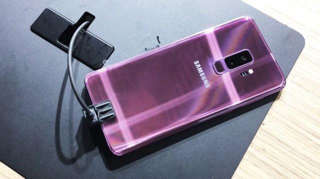 三星Galaxy S9国行版真机图赏：1秒定格960个瞬间 第1页