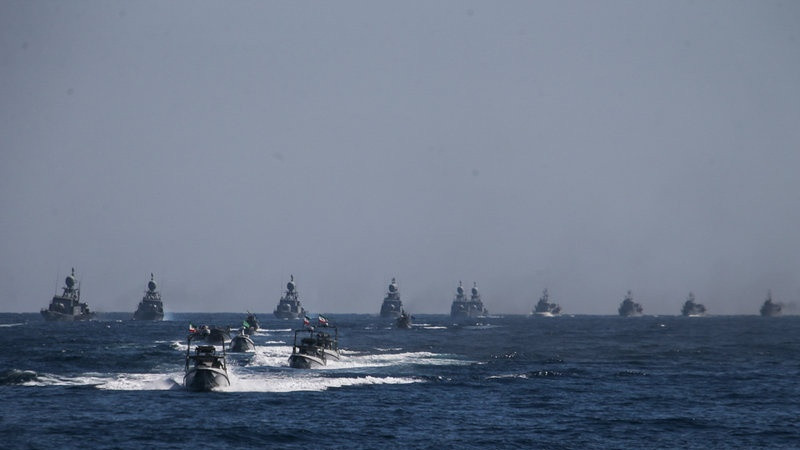中伊海军在霍尔木兹海峡举行联合军演 保障和维护水域安全 第1页