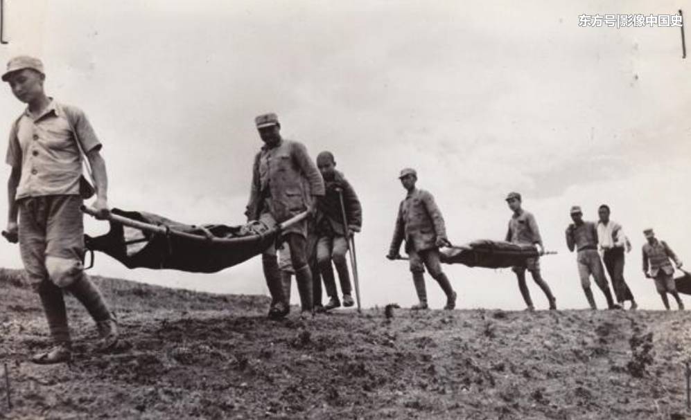 一群用担架和生命赛跑的人，回顾抗战时期的伤员救护 第1页