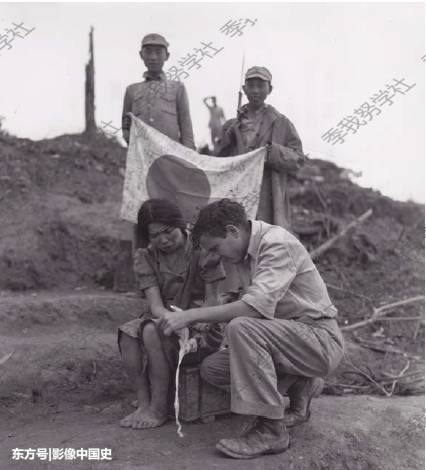 美国国家档案馆珍藏的松山战役照片：日军俘虏与慰安妇 第1页