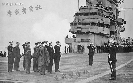 蒋介石在台湾：满脸笑容、戴墨镜视察军队 登上美军航母大黄蜂号(3) 第3页
