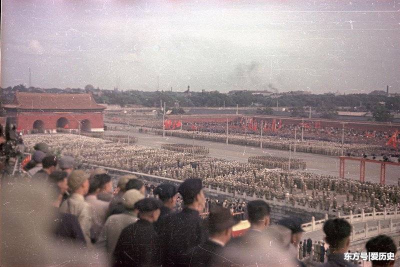 1949年彩色照片下古朴的北京城 开国大典更是难得一见(12) 第12页